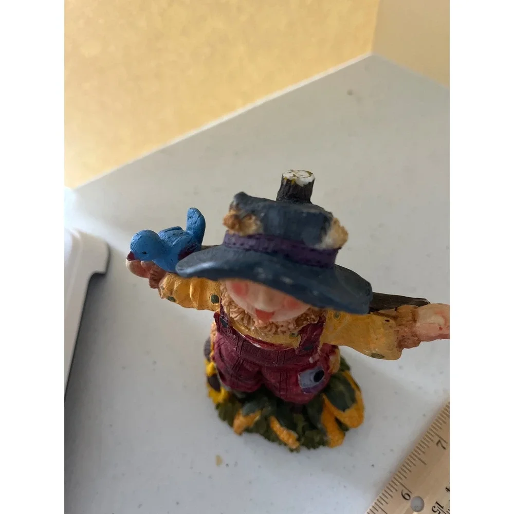 Harvest Scarecrow Figurine Fall Autumn Decor Sunflower Corn Blue Bird 4.5 Inch